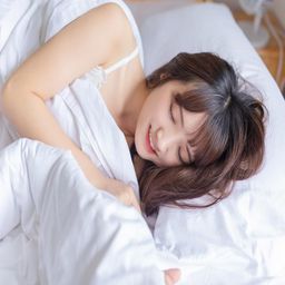 如何用一支笔抄哭自己：深度解析情感共鸣与创作技巧